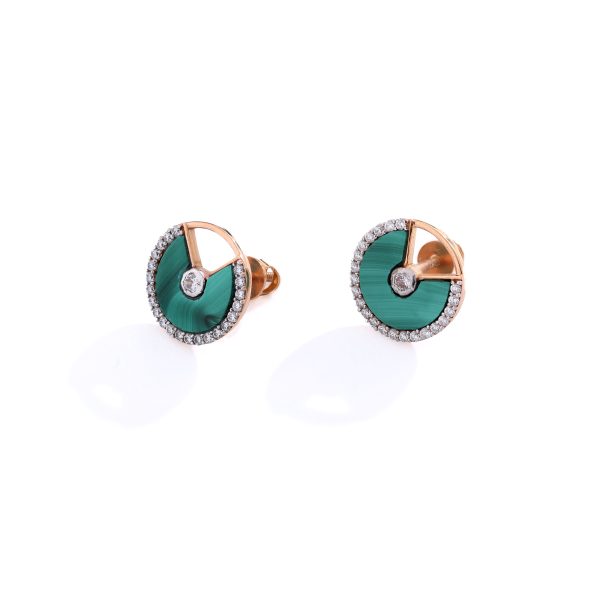 Green pie studs