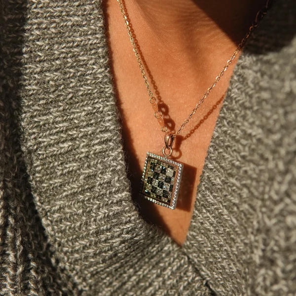 Checkmate Elegance Chain - Image 4