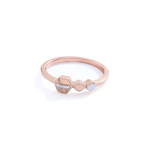 Angular knot ring